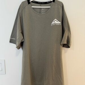 Nike Trail Men’s Shirt